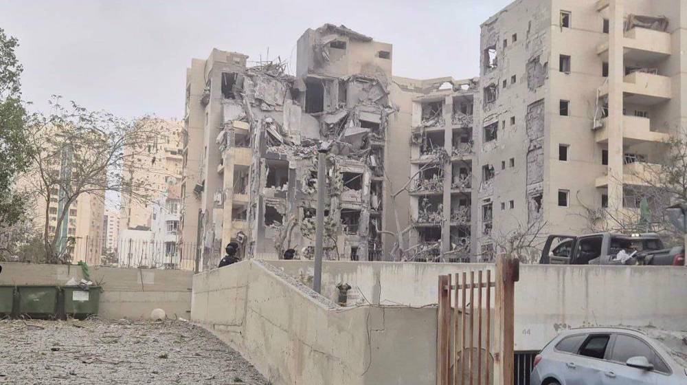 Iran pounds occupied territories with heavy retaliatory strikes before regime halted aggression