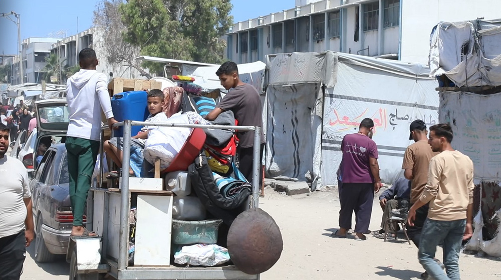 Gazans mark Muslim festivity with displacement
