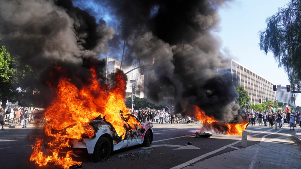 Los Angeles: la police tire des balles en caoutchouc sur les manifestants